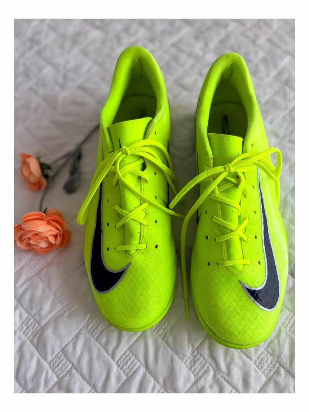 Nike Mercurial Vapor 16 Academy IC Volt Soccer Shoes Sz 8